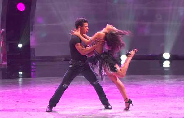 Janelle Issis and Dareian Kujawa  Cha Cha  So You Think You Can Dance