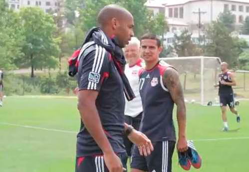 Tim Cahill joins Thierry Henry at New York Red Bulls