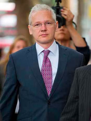 Ecuador grants Julian Assange asylum