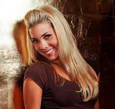 Liz Davis, winner of P. Diddy's 'Starmaker,' auditions for 'The Voice'.jpg Liz Davis winner of P Diddy s Starmaker auditions for The Voice