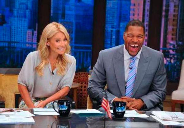 Michael Strahan to co host  Live with Kelly Ripa  Report