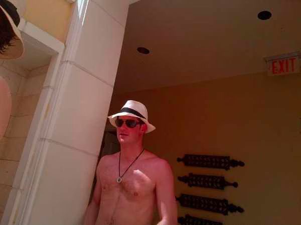 Prince Harry  Shirtless in Las Vegas  Video 02 2012 08 21