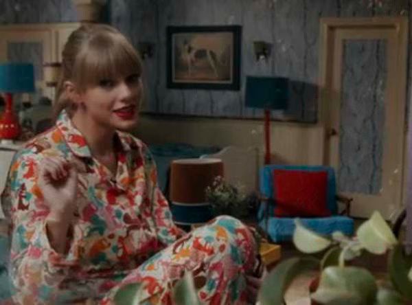 Taylor Swift  Never Ever Getting Back Together  Official Video