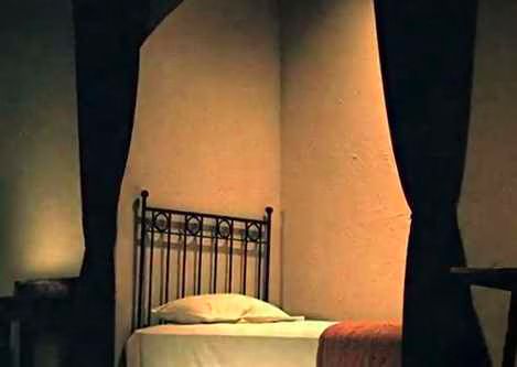 American Horror Story - Asylum - Teaser #15 - Slipping.jpg American Horror Story Asylum Teaser 15 Slipping