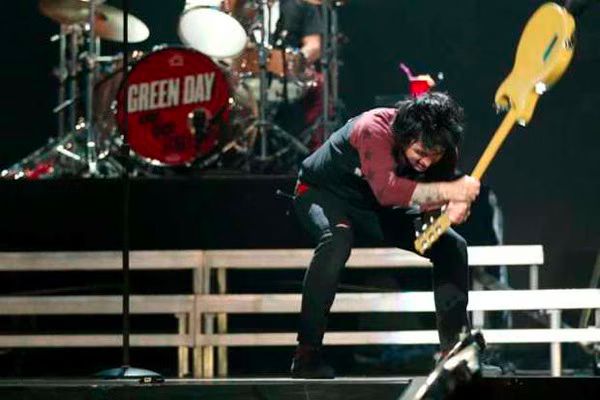 Billie Joe Armstrong of Green Day checks into rehab after iHeartRadio meltdown