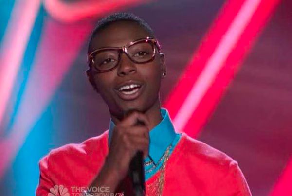 De Borah  Hey Soul Sister  The Voice