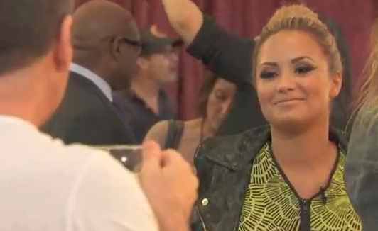 Demi Lovato and Simon Cowell talk about Niall Horan  The X Factor  Video