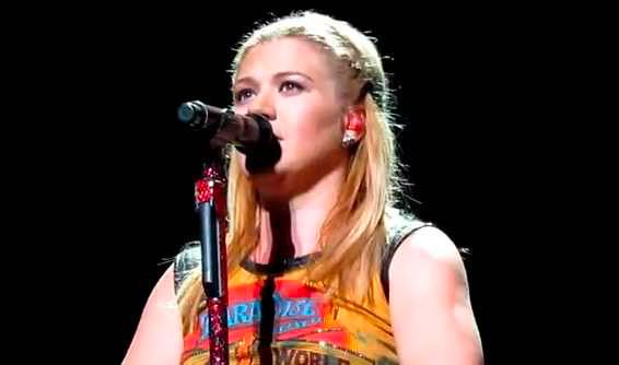 Kelly Clarkson  We Found Love  Fan Request