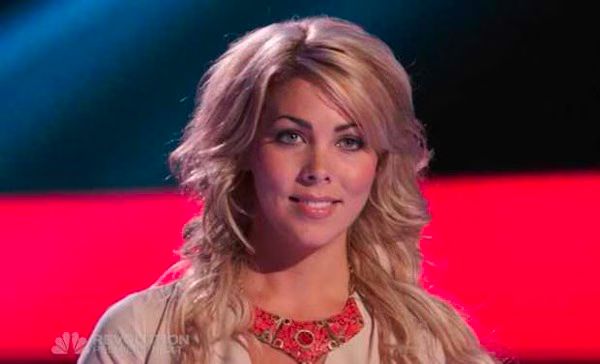 Liz Davis  Here for the Party  The Voice