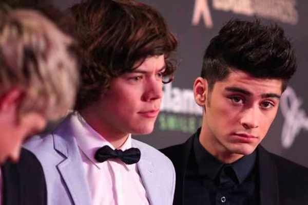 Zayn Malik and Harry Styles hooking up with some fans  Audio