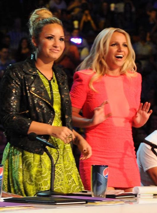 demi-vs-britney-ftr120606115307