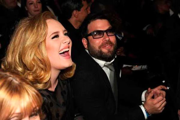 Adele gave birth to baby boy  Report