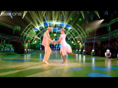 Fern Britton and Artem Chigvintsev  Charleston  Strictly Come Dancing