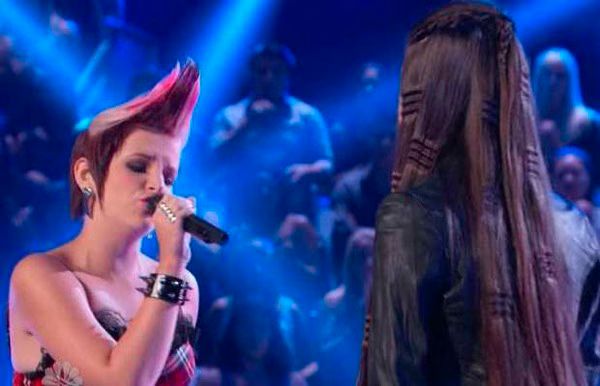 Kelly Crapa vs Michaela Paige  I Hate Myself for Loving You  The Voice