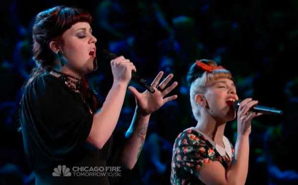 Melanie Martinez vs Caitlin Michelle  Lights  The Voice Battle