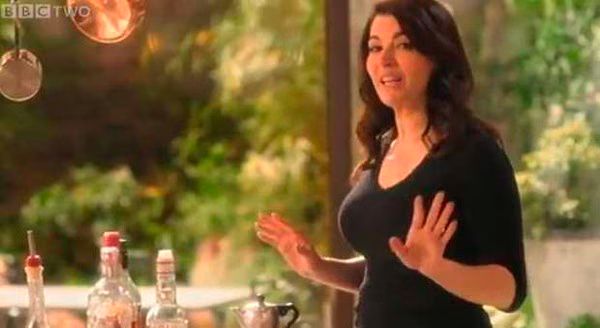 Nigella Lawson  Sambuca Kisses  Nigellissima  Episode 3
