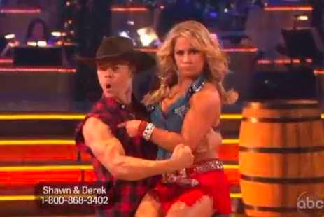 Shawn Johnson and Derek Hough  Cha Cha Cha  Dancing with the Stars