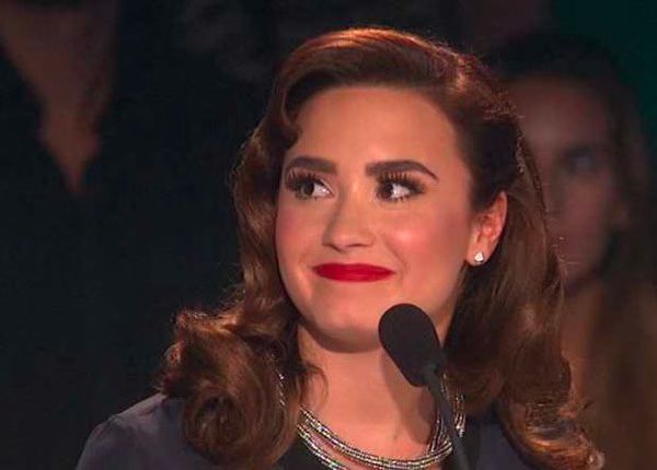 Demi Lovato Eyebrows