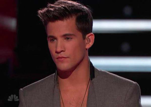 Dez Duron Chest Hair 02-2012-11-26.jpg Dez Duron Chest Hair 02 2012 11 26