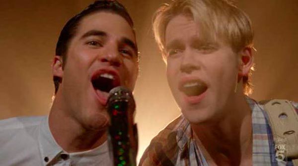 Glee - Heroes - Video Full Performance 1.avif Glee Heroes Video Full Performance 1