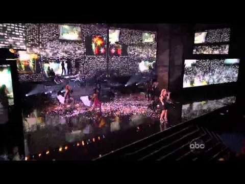 Kelly Clarkson - Greatest Hits Medley - Video.jpg Kelly Clarkson Greatest Hits Medley Video