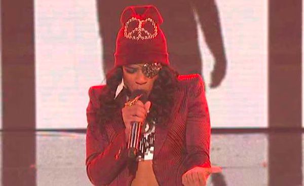 Lyric 145 - E.T. : We Will Rock You - The X Factor.jpg Lyric 145 E T We Will Rock You The X Factor