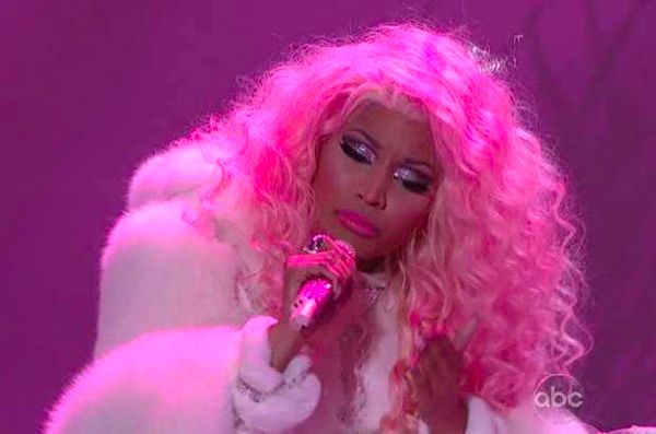Nicki Minaj  American Music Awards 2012  Video