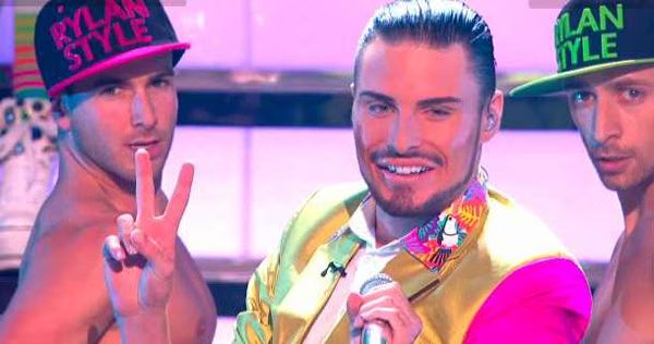 Rylan Clark - Supremes Medley - The X Factor UK 1.avif Rylan Clark Supremes Medley The X Factor UK 1