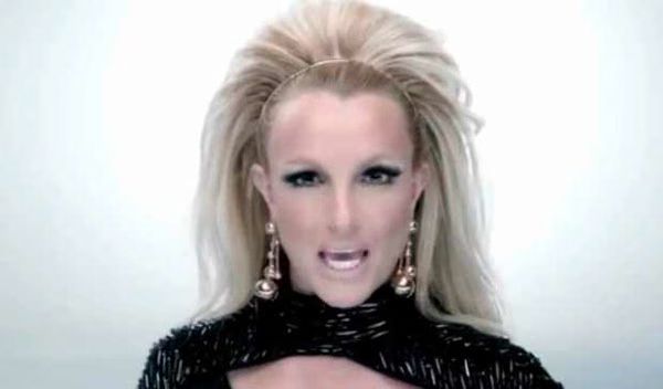 Will i am ft Britney Spears  Scream and Shout  Official VIdeo