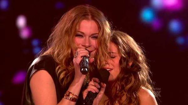 Carly Rose Sonenclar and Leann Rimes  How Do I Live  The X Factor  Final
