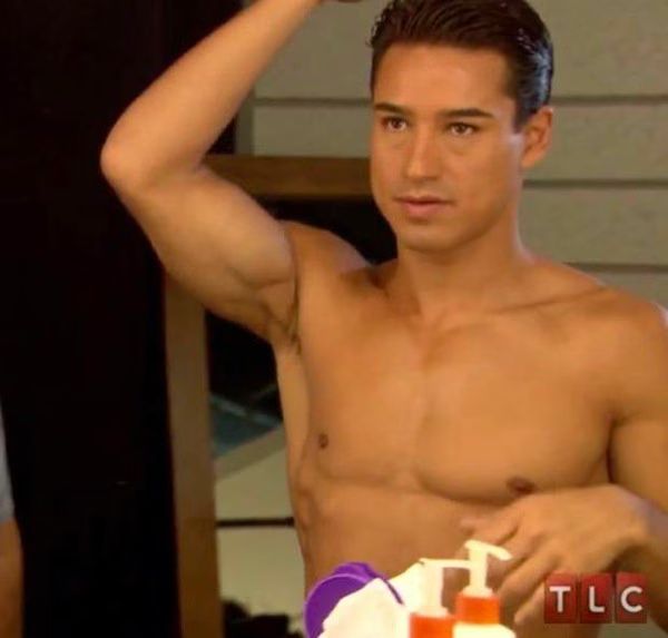 Mario Lopez Bulge 01 2012 12 13