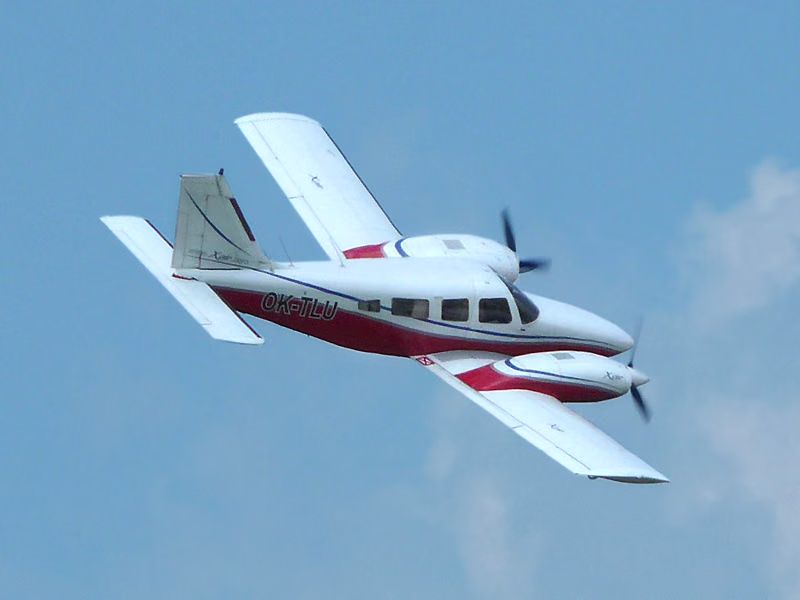 7-Year-Old Survives Plane Crash in Kentucky, 4 Dead