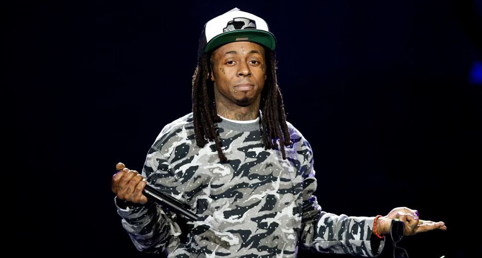 Lil Wayne Sues Cash Money, Wants Out of Contract
