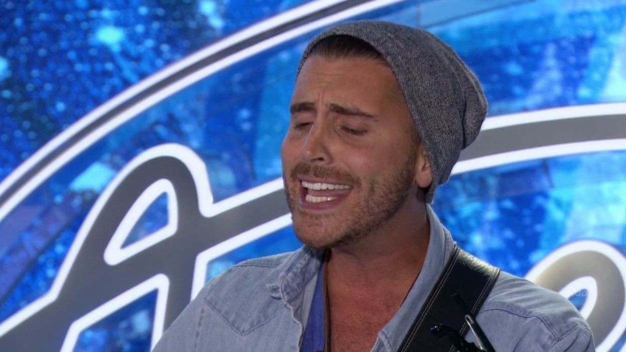 Nick Fradiani sings 'In Your Eyes' on American Idol XIV (VIDEO)