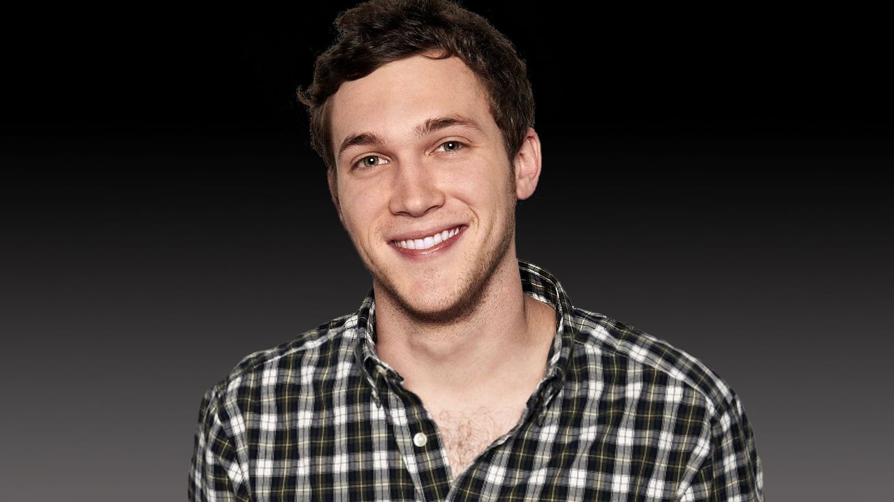 Phillip Phillips sues 'American Idol' management for 'oppressive contract'