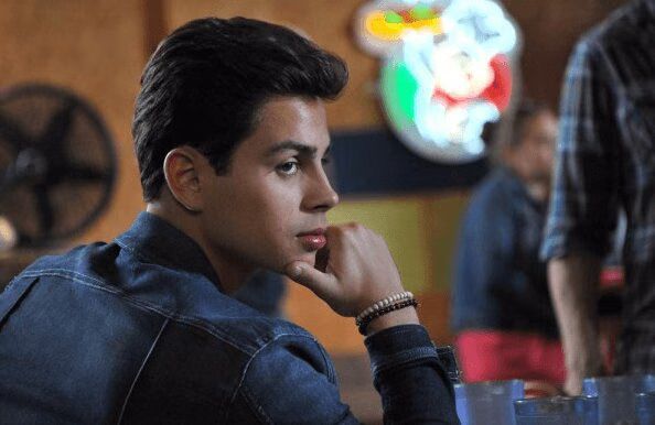 The Fosters - Jesus thinks Mike is Ana's baby daddy