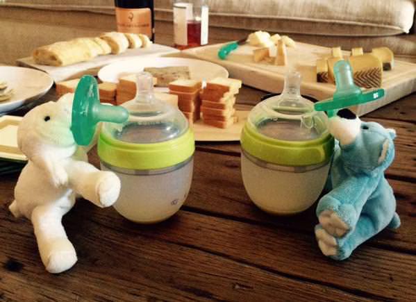 Zoe Saldana gives birth to twins Cy and Bowie