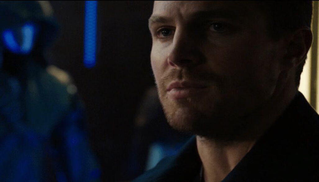 'Arrow' Preview - The Offer (VIDEO)