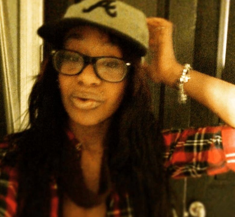 Bobbi Kristina moved to new hospital + Houston and Brown families fighting over her