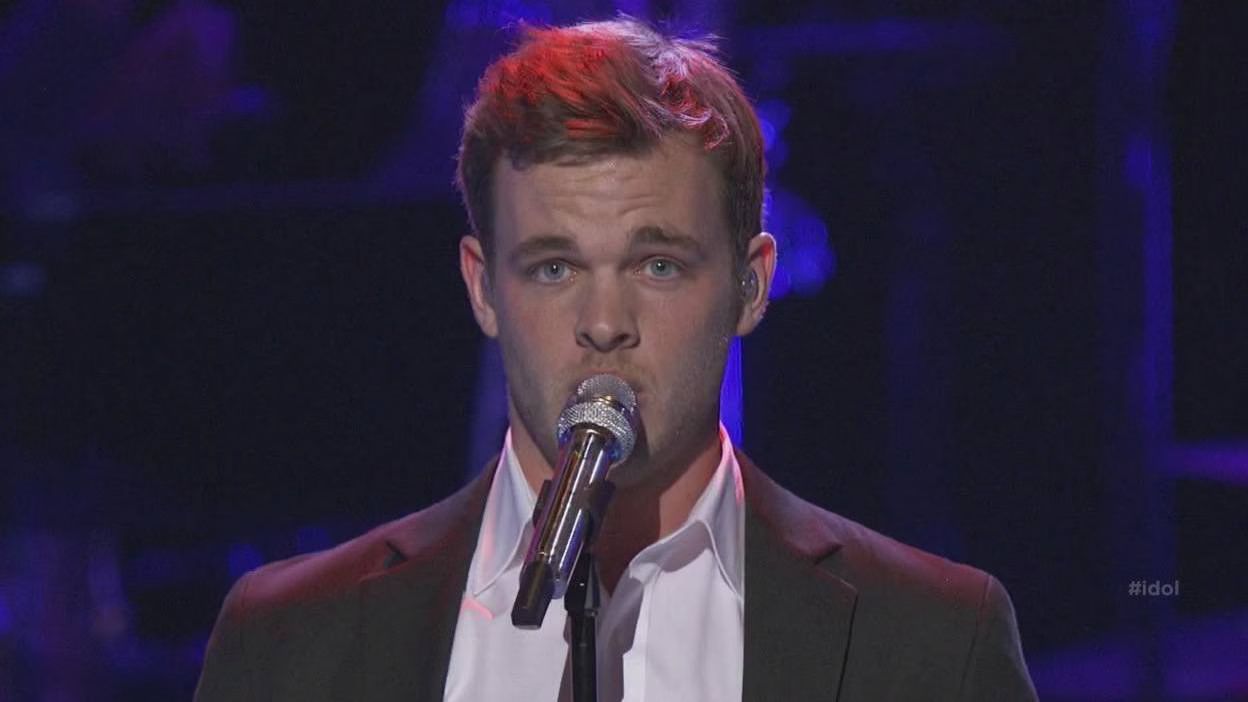 Clark Beckham sings 'When a Man Loves a Woman'