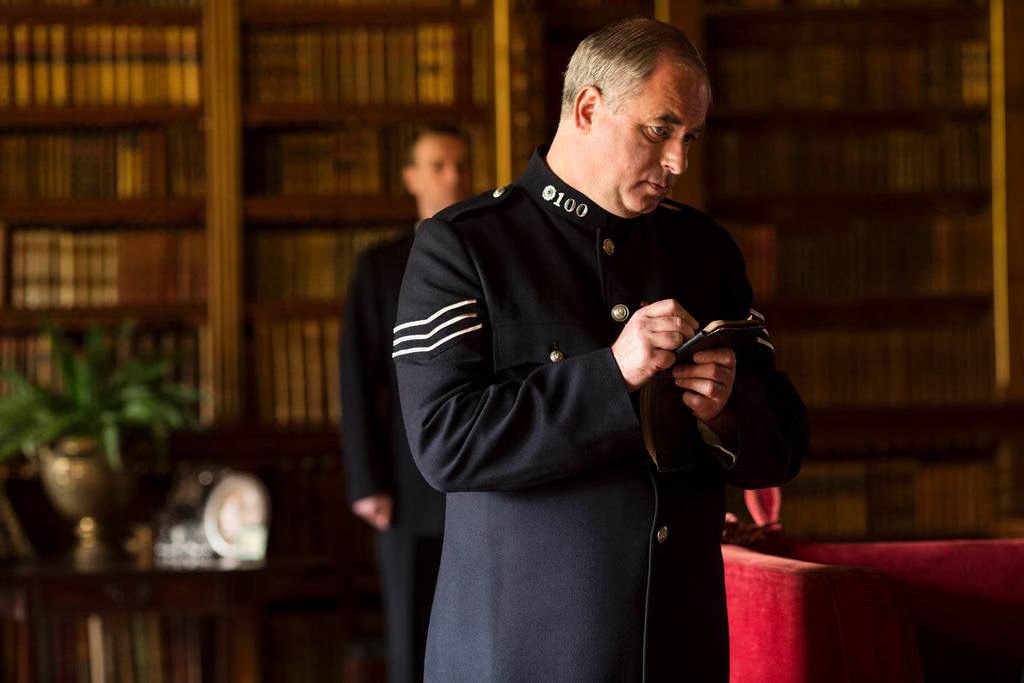 Downton Abbey Sergeant Willis investigates Green's death