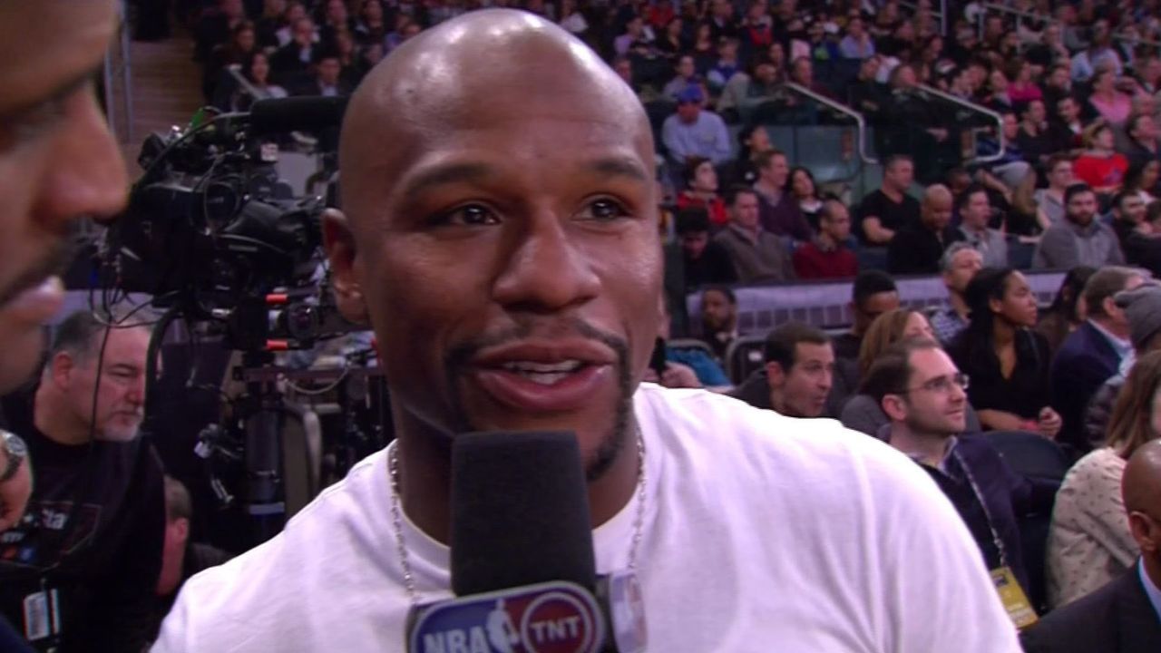 Floyd Mayweather not signed
