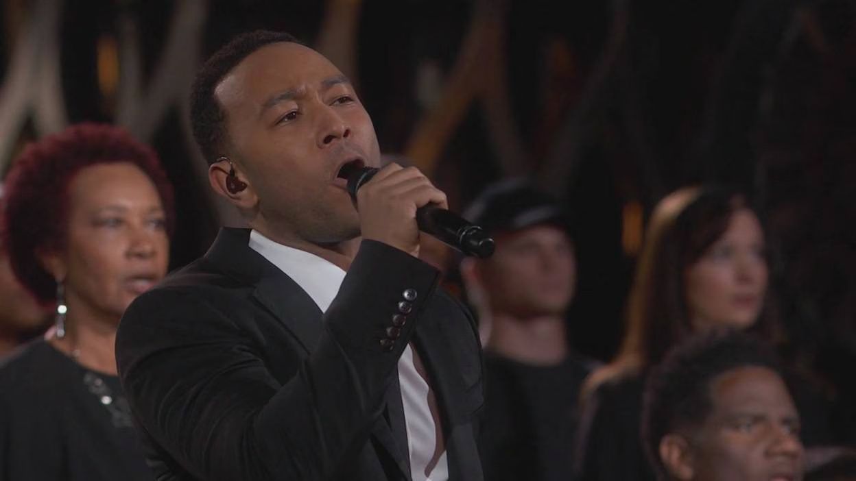 John Legend and Common perform 'Glory' at Oscars 2015 (VIDEO)