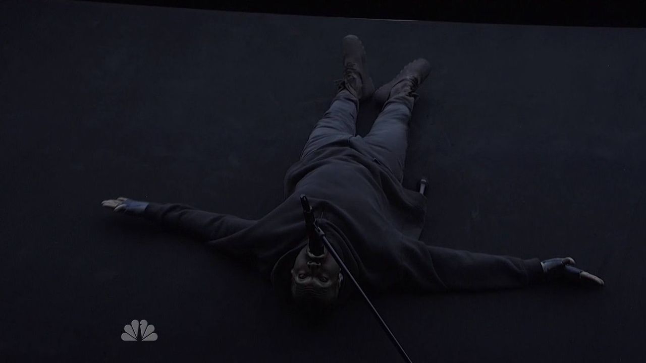 Kanye West, Sia and Vic Mensa debut 'Wolves' on SNL 40 (VIDEO)