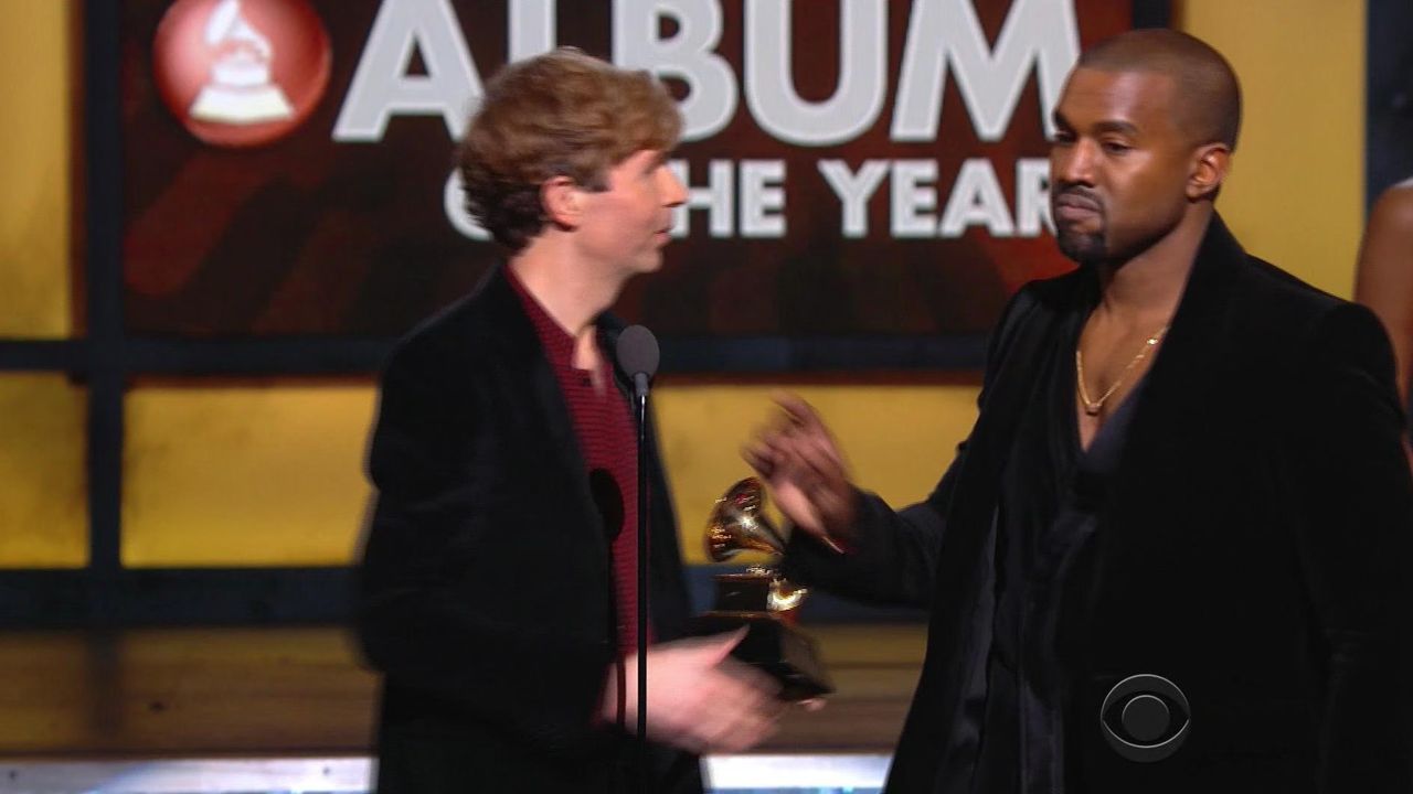 Kanye West ruins Beck acceptance speech at Grammy Awards ... almost (VIDEO)