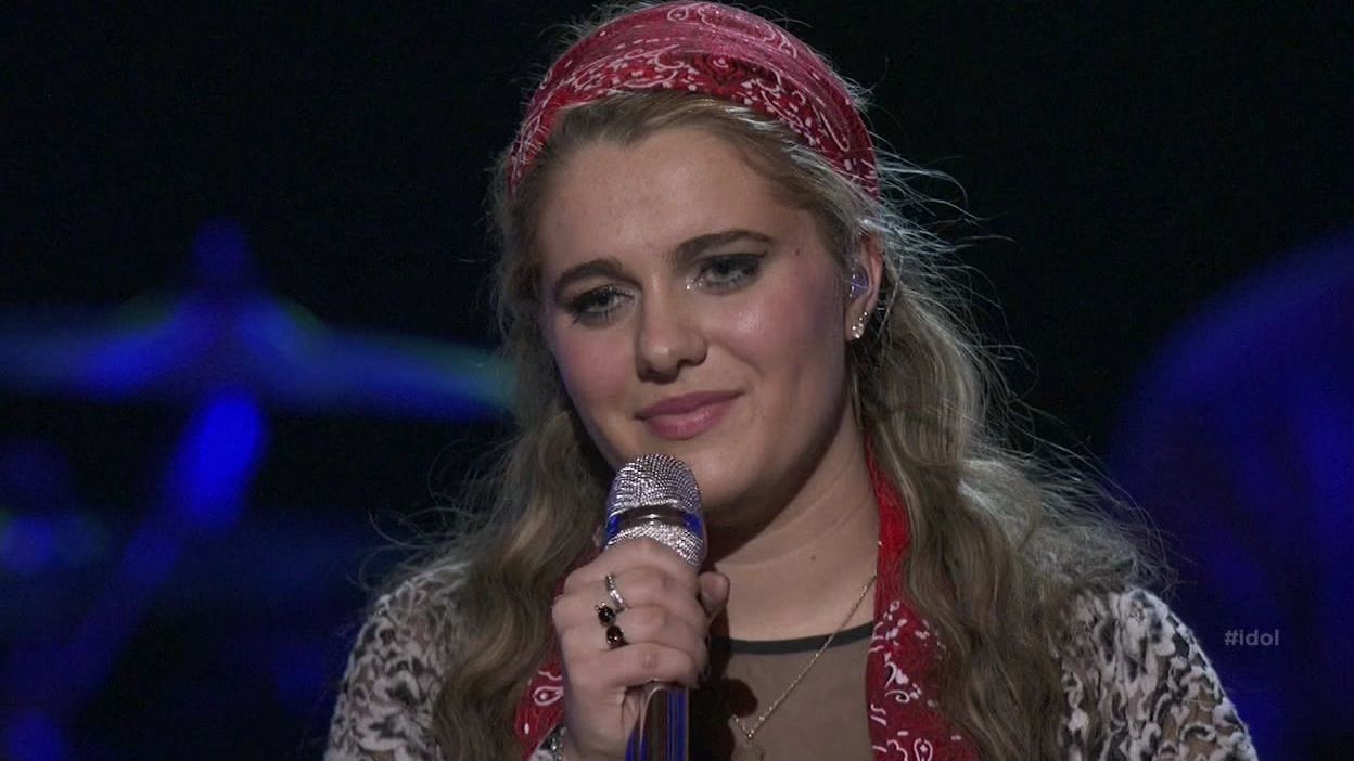 Katherine Winston sings 'Safe Sound'