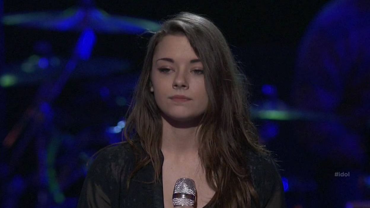 Shannon Berthiaume sings 'Who Knew'