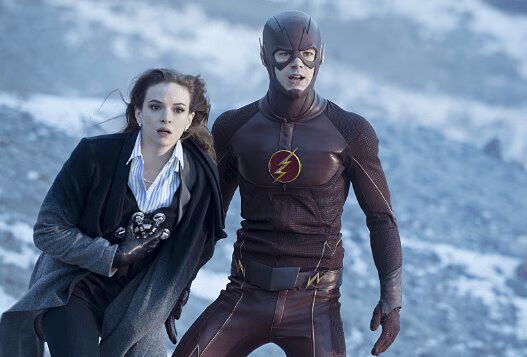 The Flash Caitlin and Barry try to stop Firestorm
