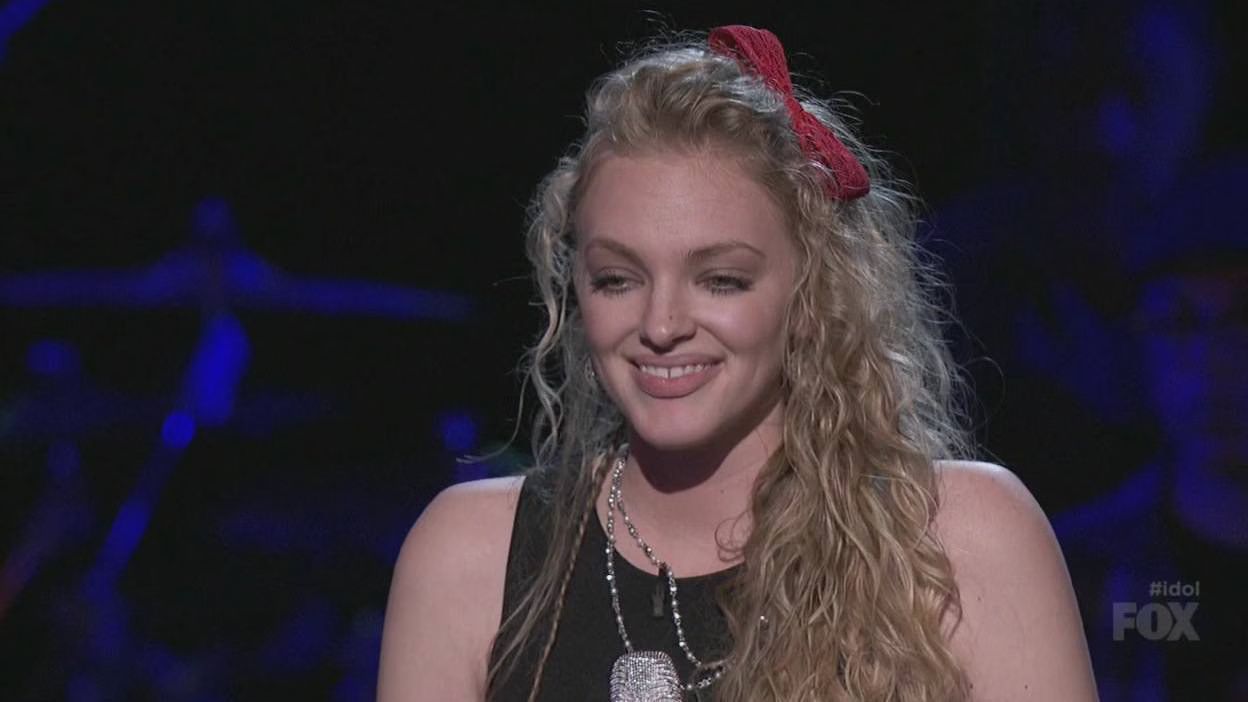 Alexis Gomez sings 'I Can't Help Myself'