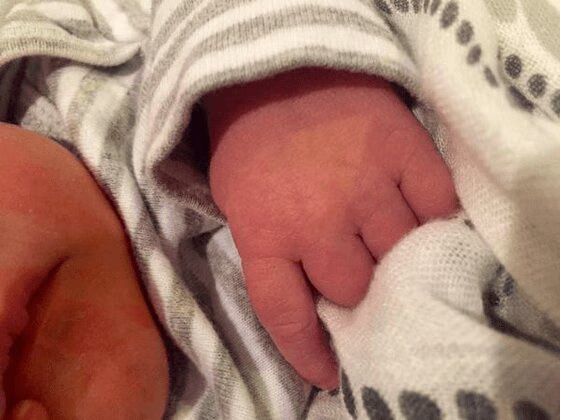 Carrie Underwood gives birth to son Isaiah Michael Fisher (PHOTO)